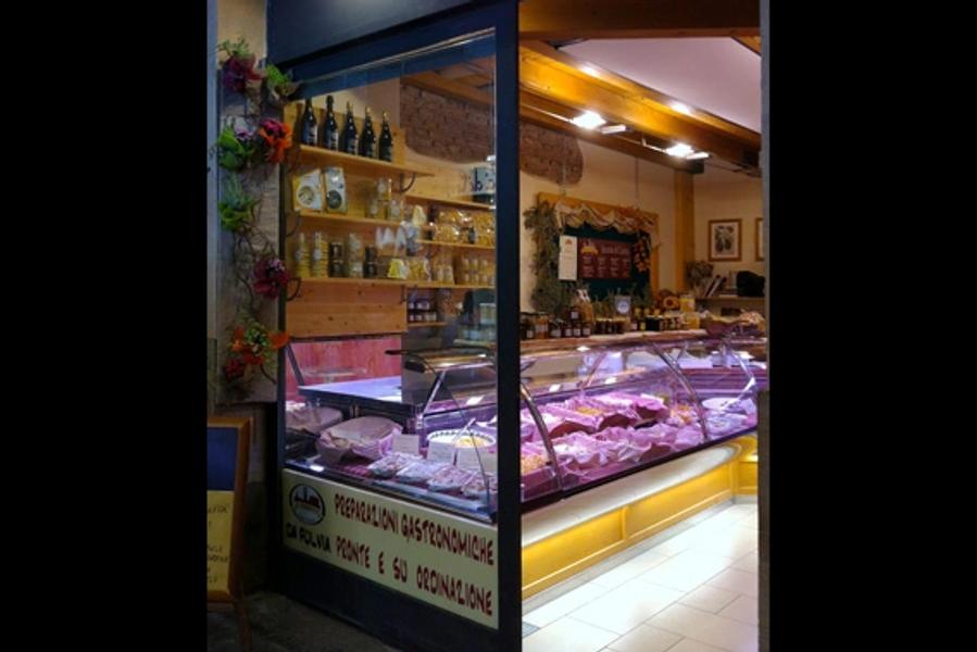 refrigerated-counter-for-fresh-pasta