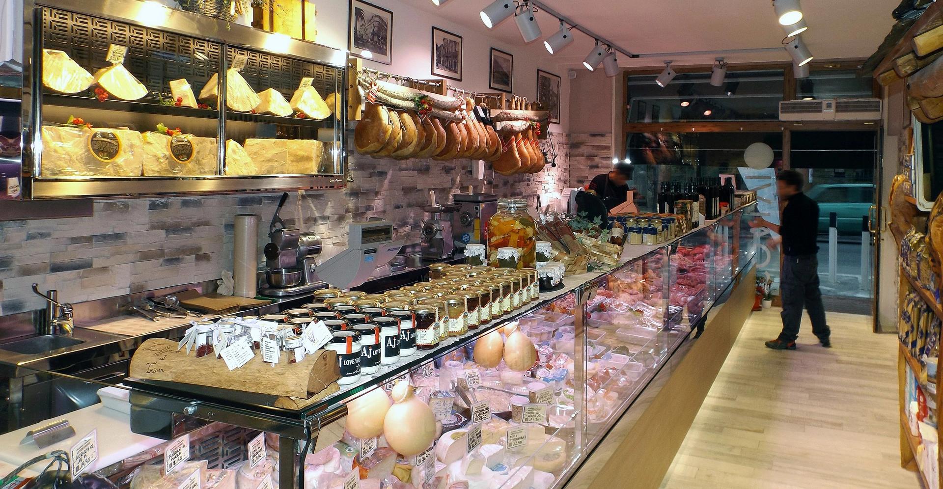 Hanging Refrigerator for Cheeses
