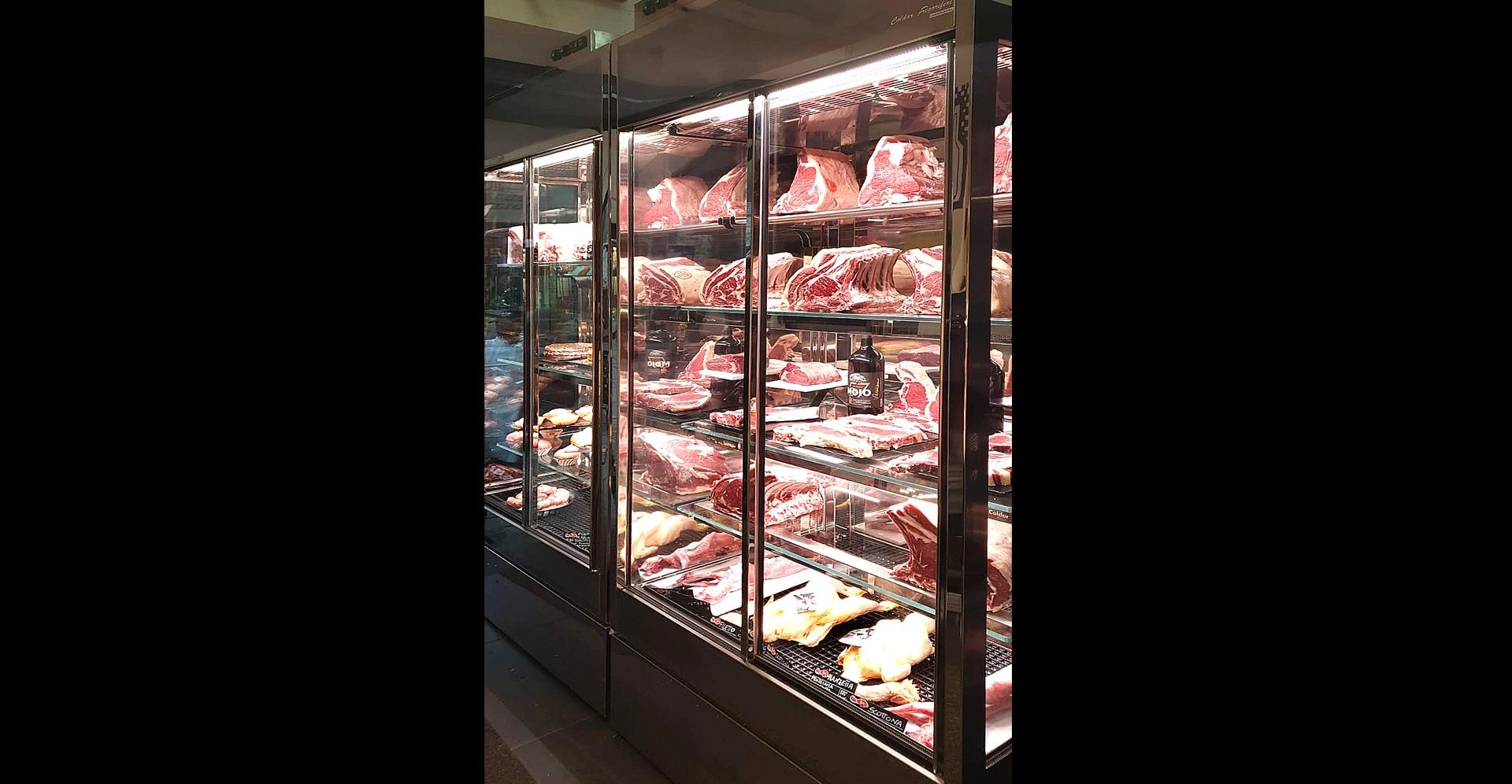 Meat Refrigerator Display 1