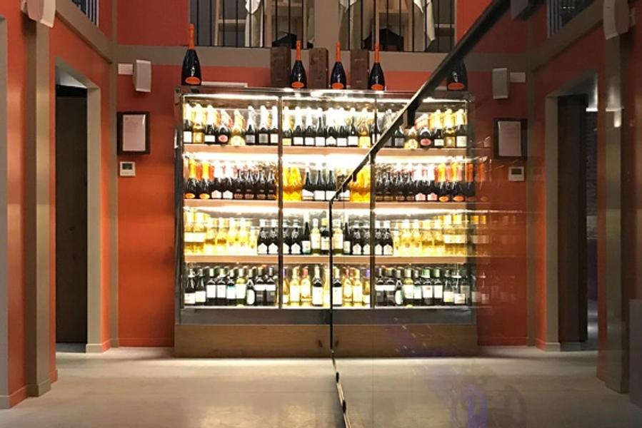 wine cabinet