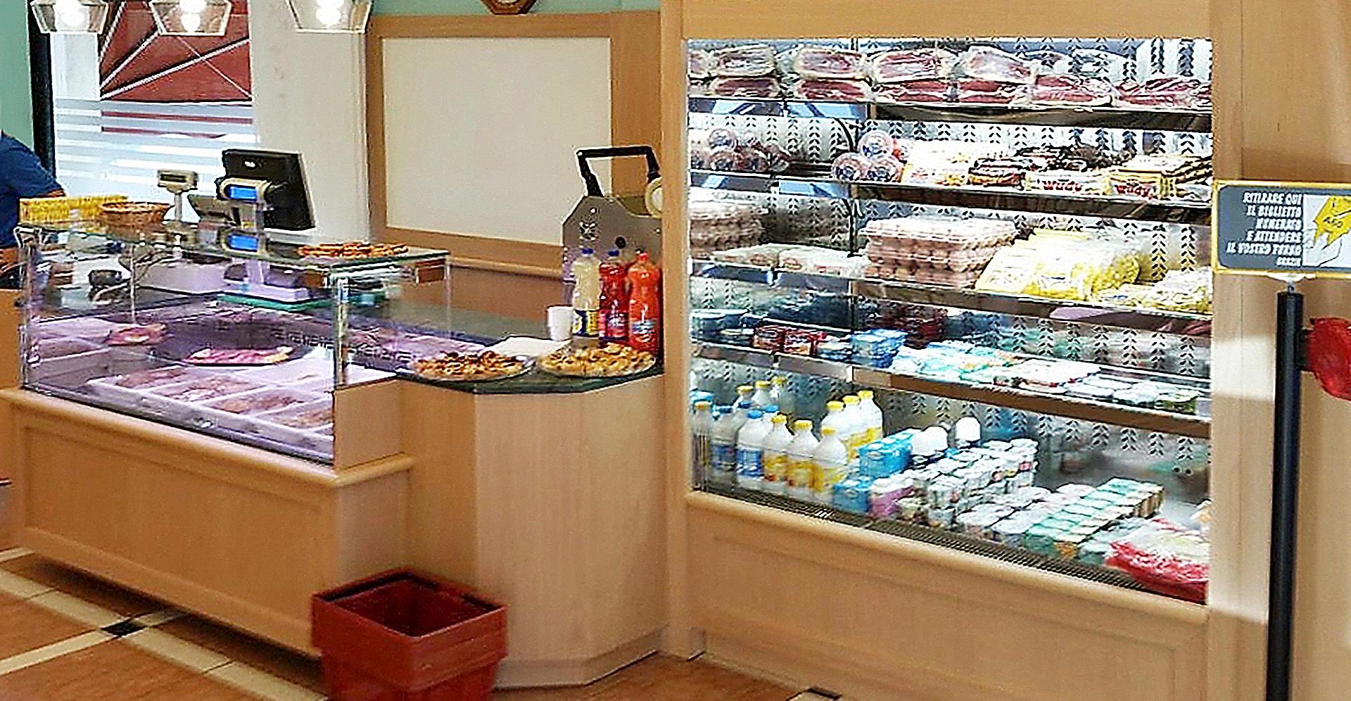 Open Wall Refrigerator